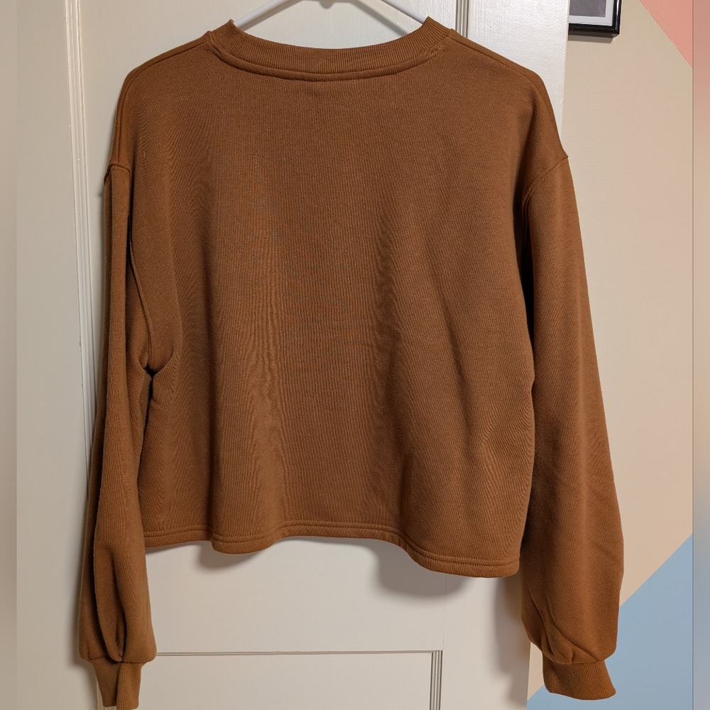 Universal Thread Cropped Sweater - Picture 2 of 6